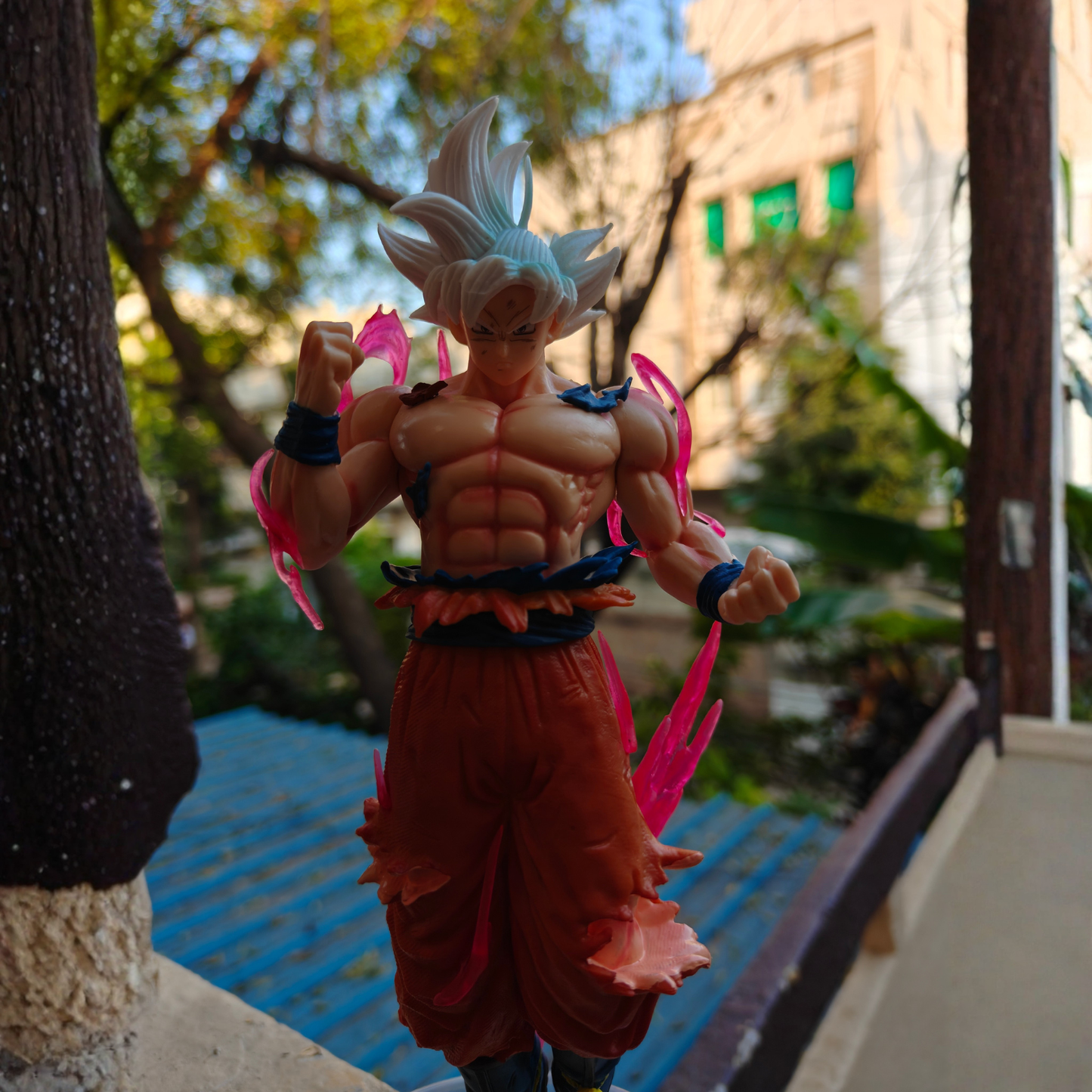 Goku Ultra Instinct Action Figure – 22cm with Base | Dragon Ball Z